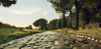 Antike Grabsteine Via Appia